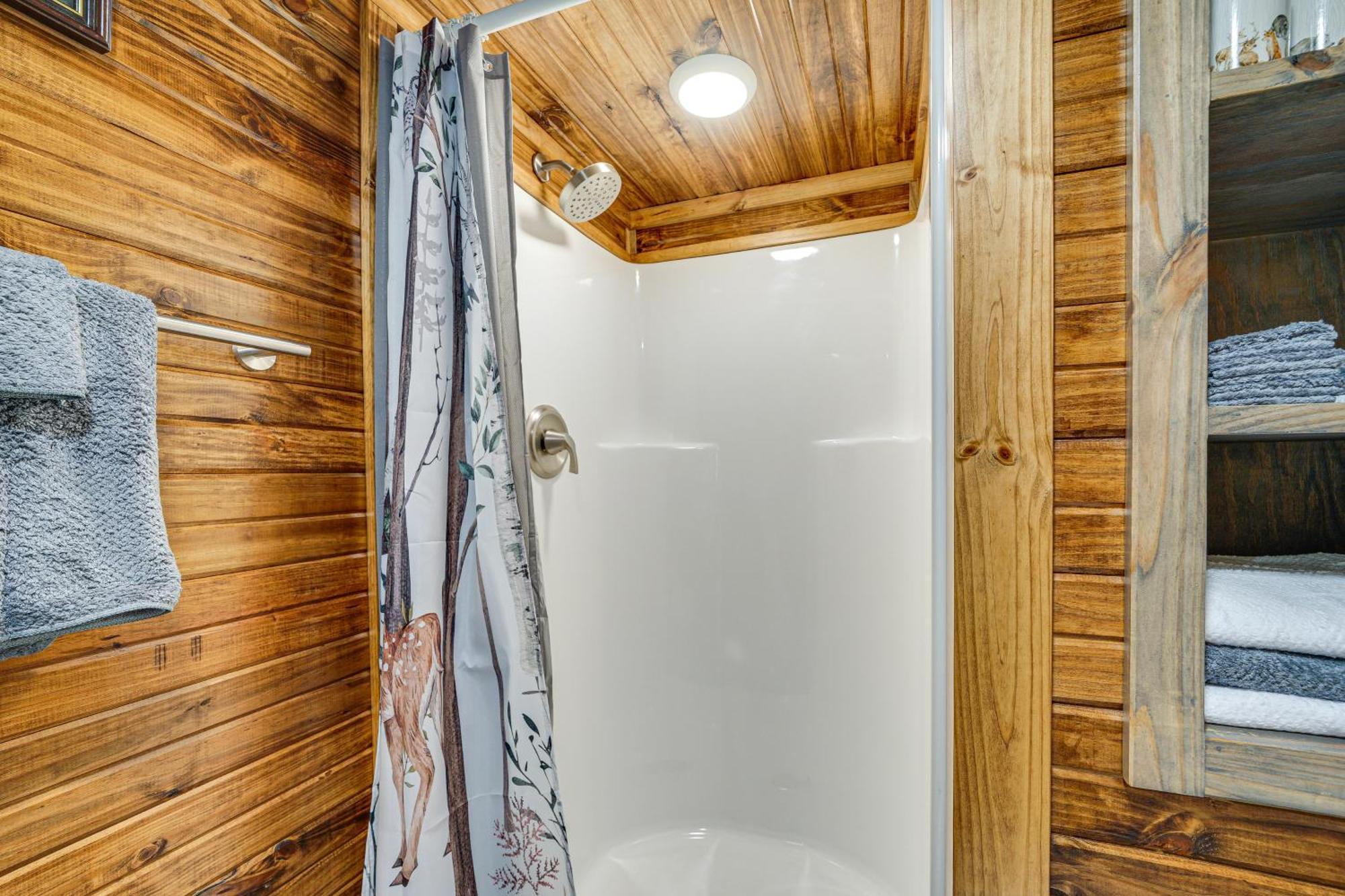 Couples Cabin In Broken Bow About 5 Mi To Downtown! المظهر الخارجي الصورة